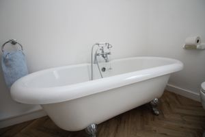 Photo 7- click for photo gallery